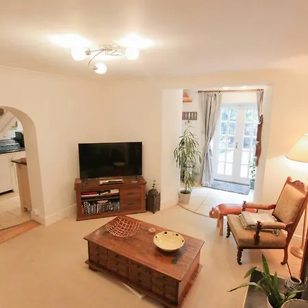 Apartment Clifton 2 Bedroom Apartment With Garden *